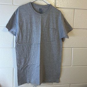 Fruit Of The Loom | Grey Basic Front Pocket Short-Sleeve T-Shirt | Size Large
